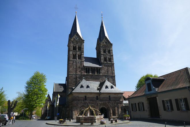 Der Dom zu Fritzlar an Ostern 2019